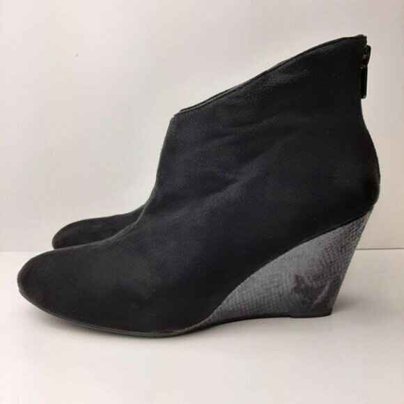 IMPO Tabitha Wedge Ankle Boot Bootie Faux Suede Black Sz 9.5 - Picture 7 of 14